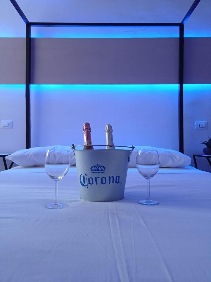 Relais Torre Gloria Bed & Breakfast Наполи Екстериор снимка