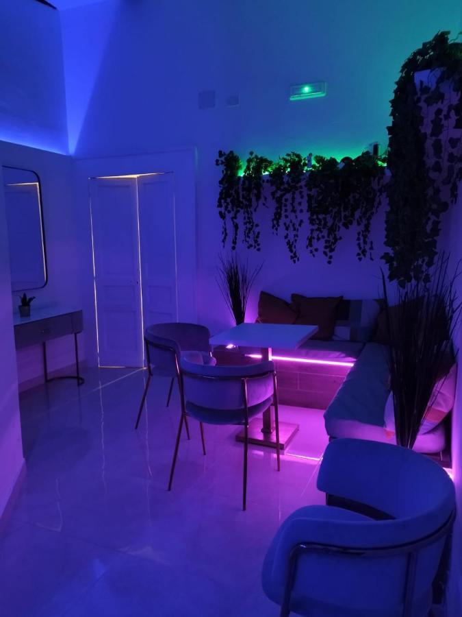 Relais Torre Gloria Bed & Breakfast Наполи Екстериор снимка